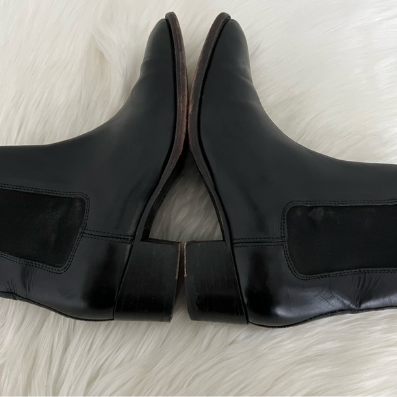 Frye Dara Black Leather Pull On Chelsea Bootie Ankle Boot Size 6.5 - Picture 5 of 10
